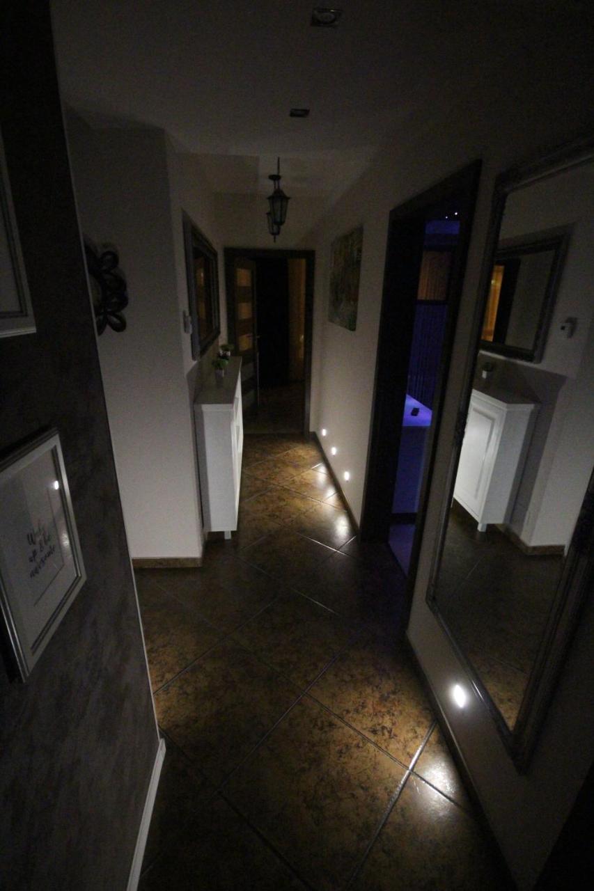 Majestic Residence Braşov Extérieur photo